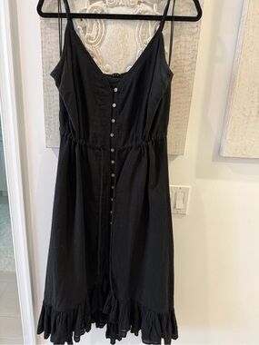 Rails Friday Black Button-Front Midi Dress with Ruffle Hem